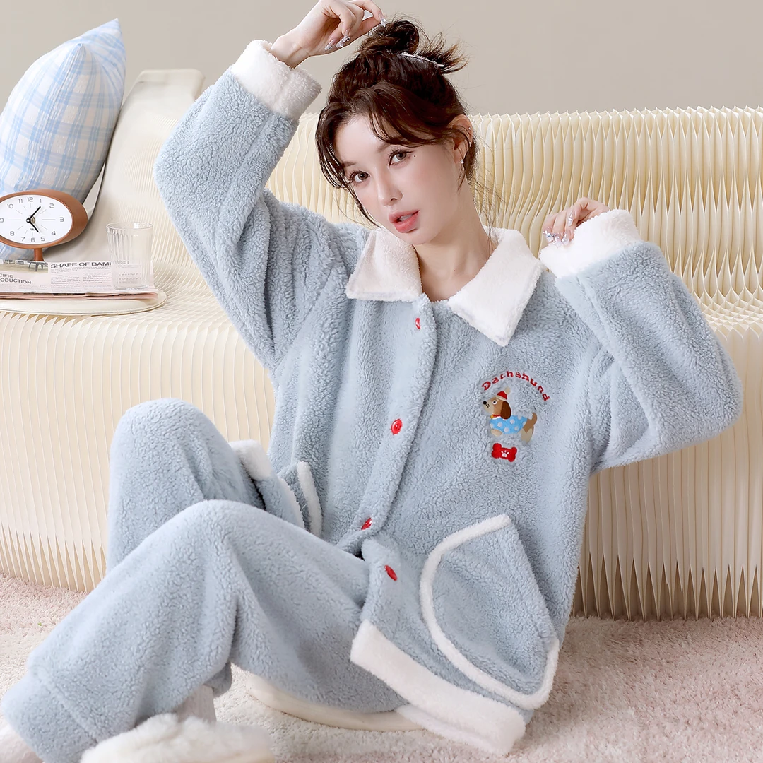 暖绒保暖甜美可爱秋冬天女士法兰绒家居服可外穿珊瑚绒睡衣两件套
