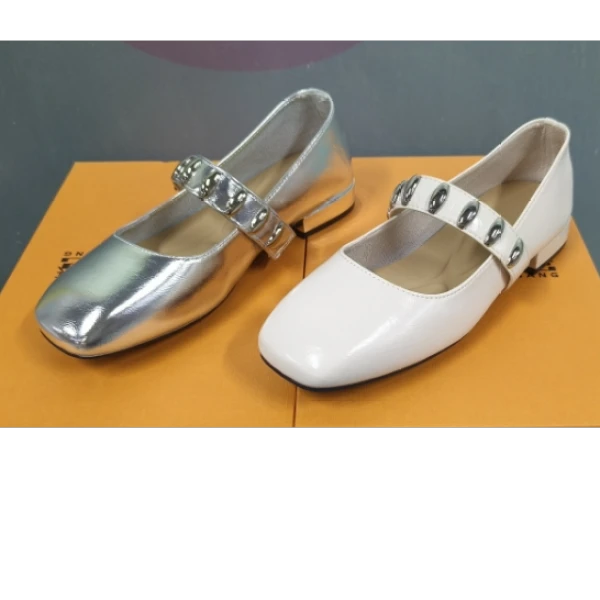 【唯品专属】x56新款浅口单鞋金属复古小皮鞋一字带法式玛丽珍鞋