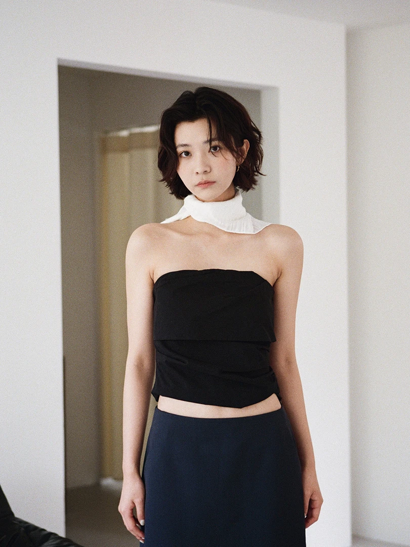 【素简-】不规则收褶紧身抹胸女新款柔软后中打揽工艺上衣潮21723