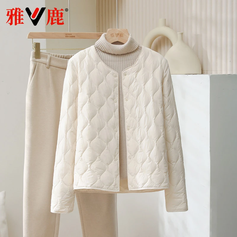 雅鹿旗舰店正品2025新款羽绒服女休闲秋冬宽松年轻妈妈大码外套潮