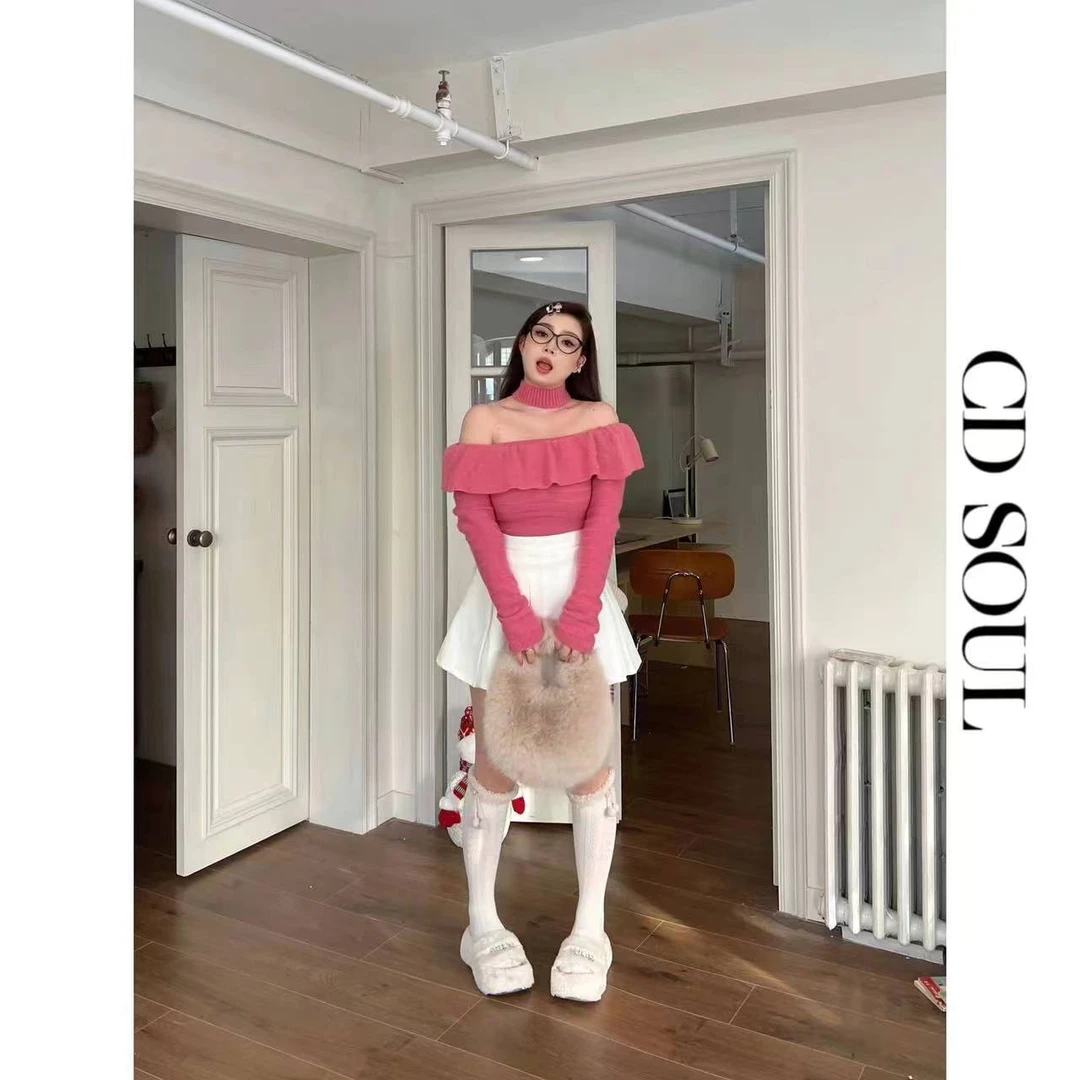 CD.soul【粉红泡泡】大码反季显瘦一字肩荷叶边秋冬上衣+百褶裙