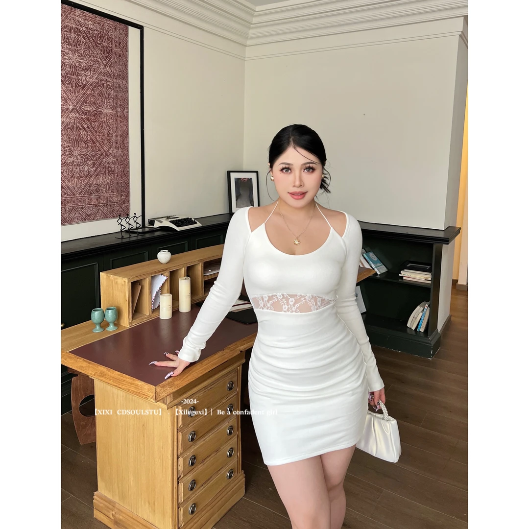 CD.soul【撩人辣妹】大码挂脖拼接蕾丝包臀打底长袖连衣裙CG-C88清