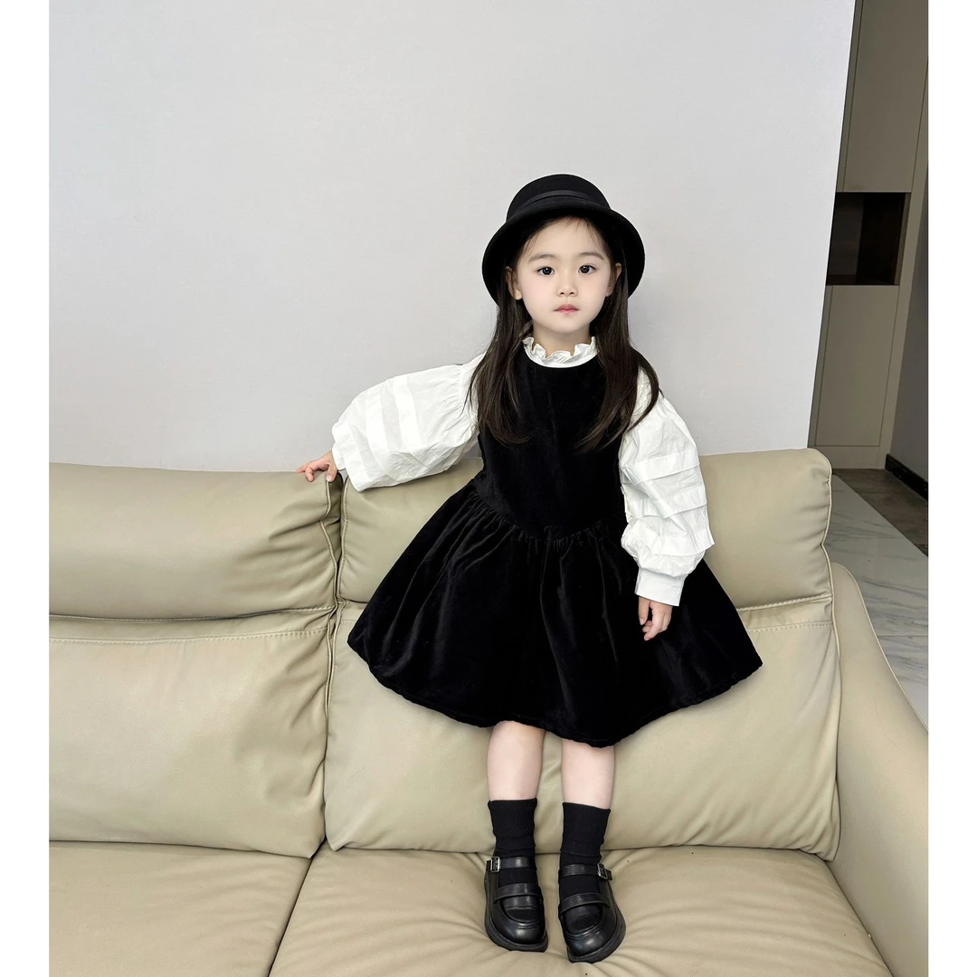 《现货》童装女童春秋新款套装学院风女宝宝泡泡袖衬衫黑色背心裙子