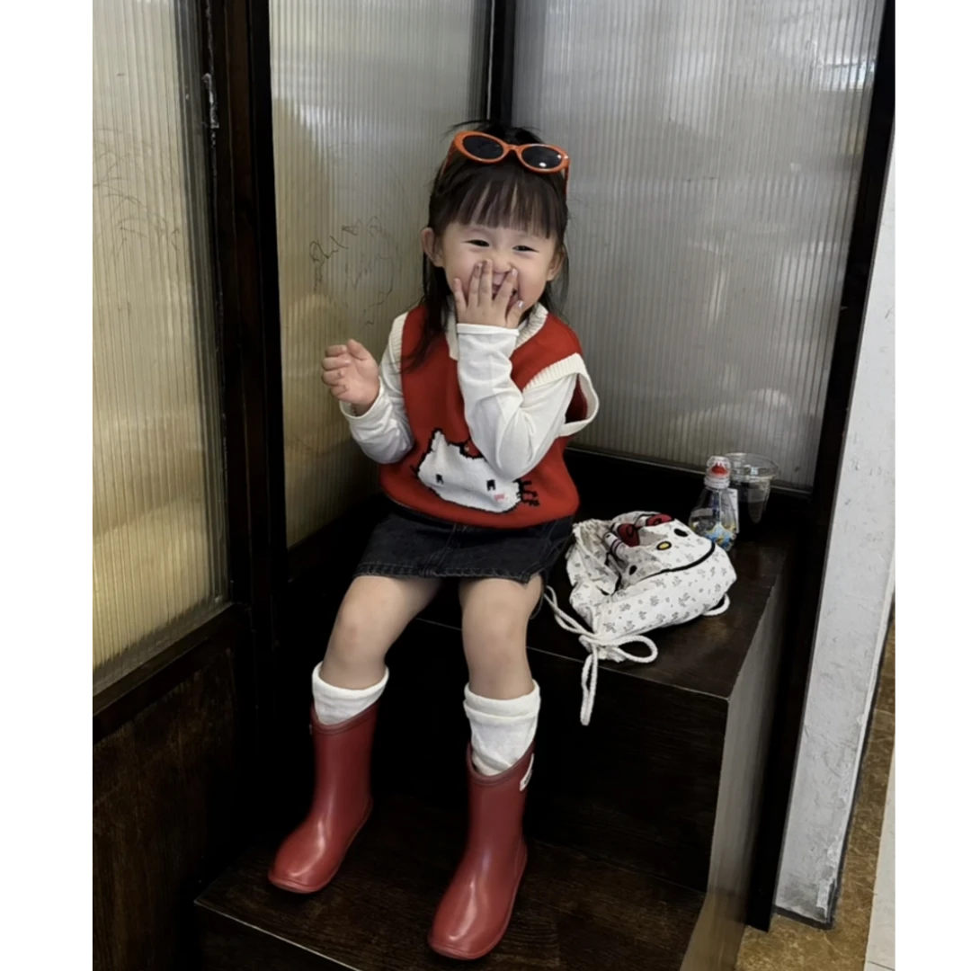 萌娃穿搭壹妈韩版童装女童套装秋装可爱红色卡通kt背心牛仔半裙潮