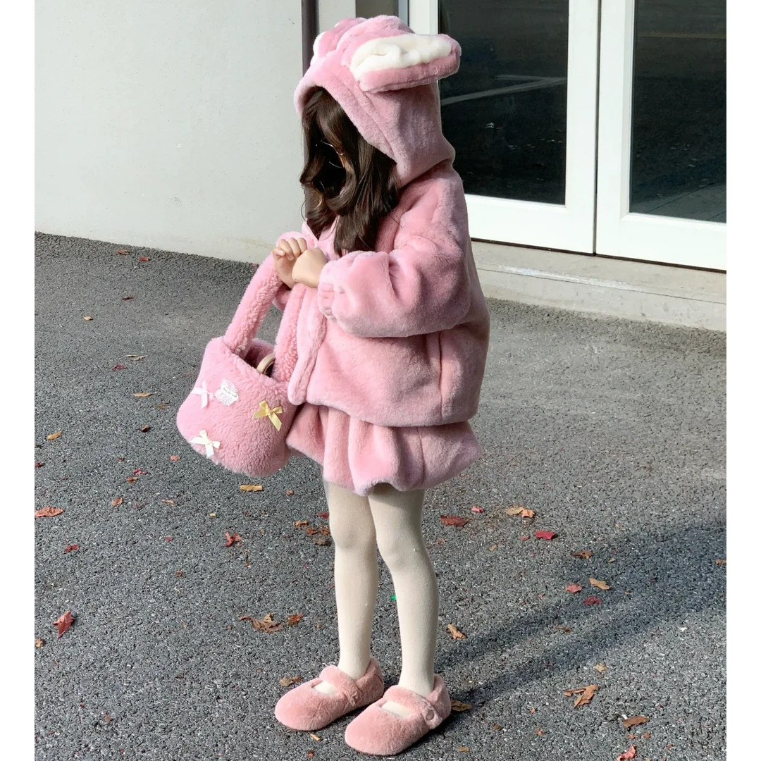 壹妈童装韩版女童小香风粉色毛绒套装冬季儿童可爱兔子外套短裤