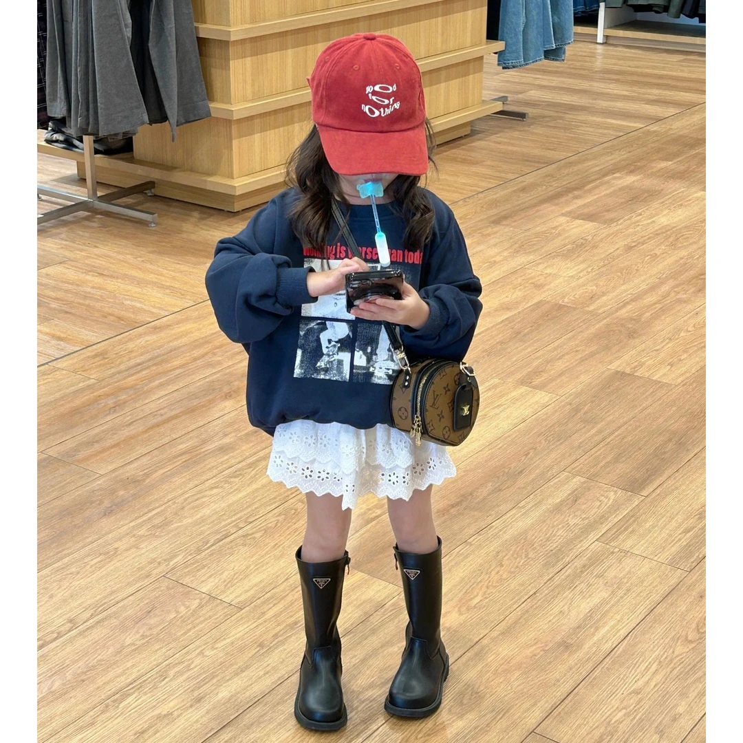 壹妈韩版童装女童秋季儿童时髦圆领印花卫衣白色花朵半身裙两件套
