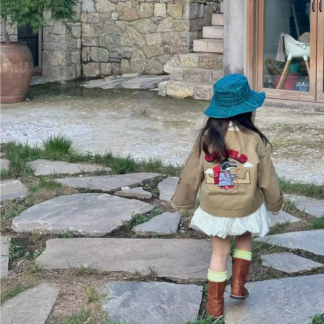 壹妈童装女童秋季新款洋气印花外套儿童时髦百搭夹克衫短款风衣潮