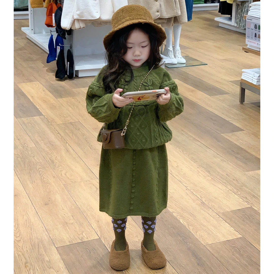 壹妈童装萌娃穿搭女童秋冬套装儿童森系绿色针织上衣毛衣半身裙子