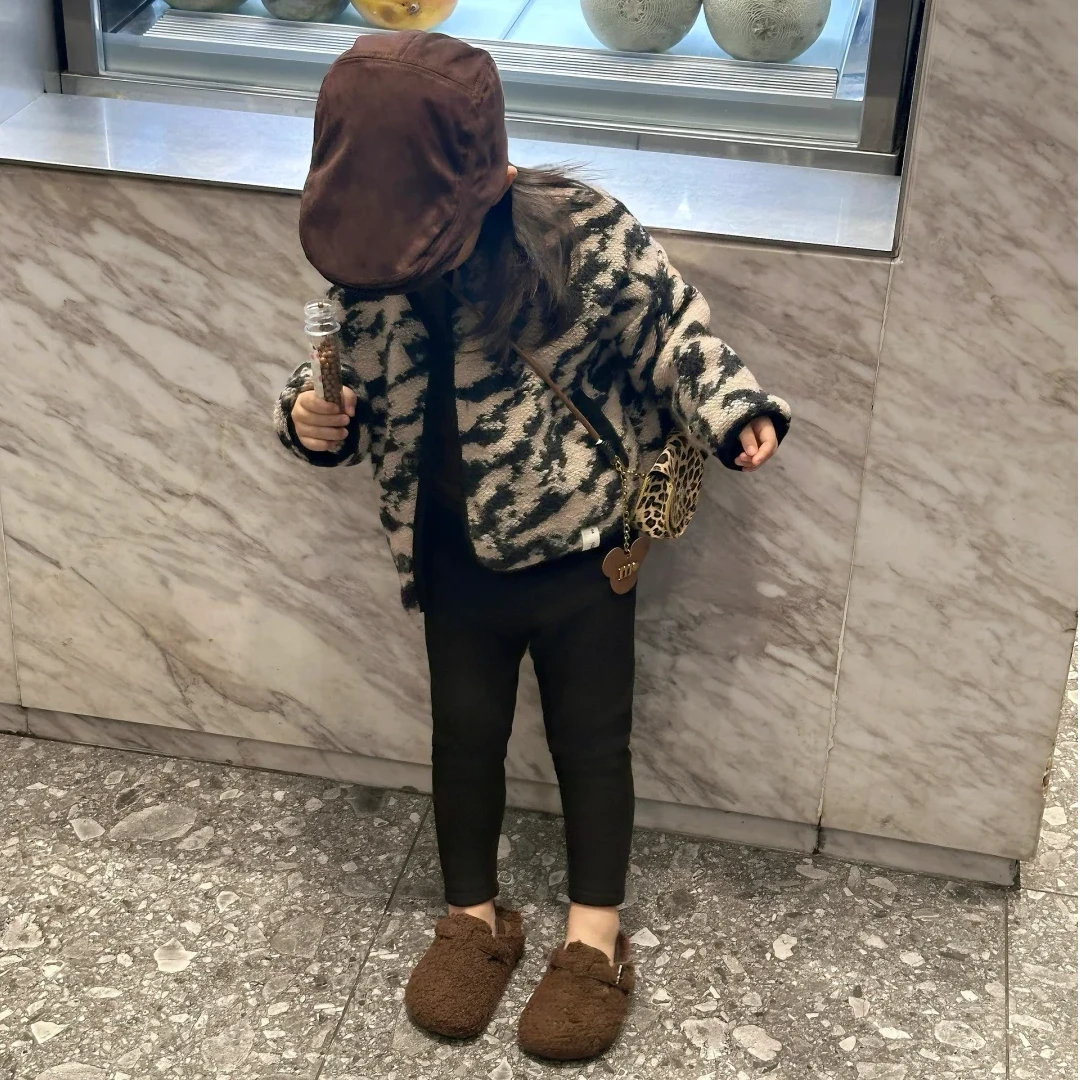 壹妈童装萌娃穿搭女童套装秋冬儿童时髦洋气豹纹外套黑色打底裤潮