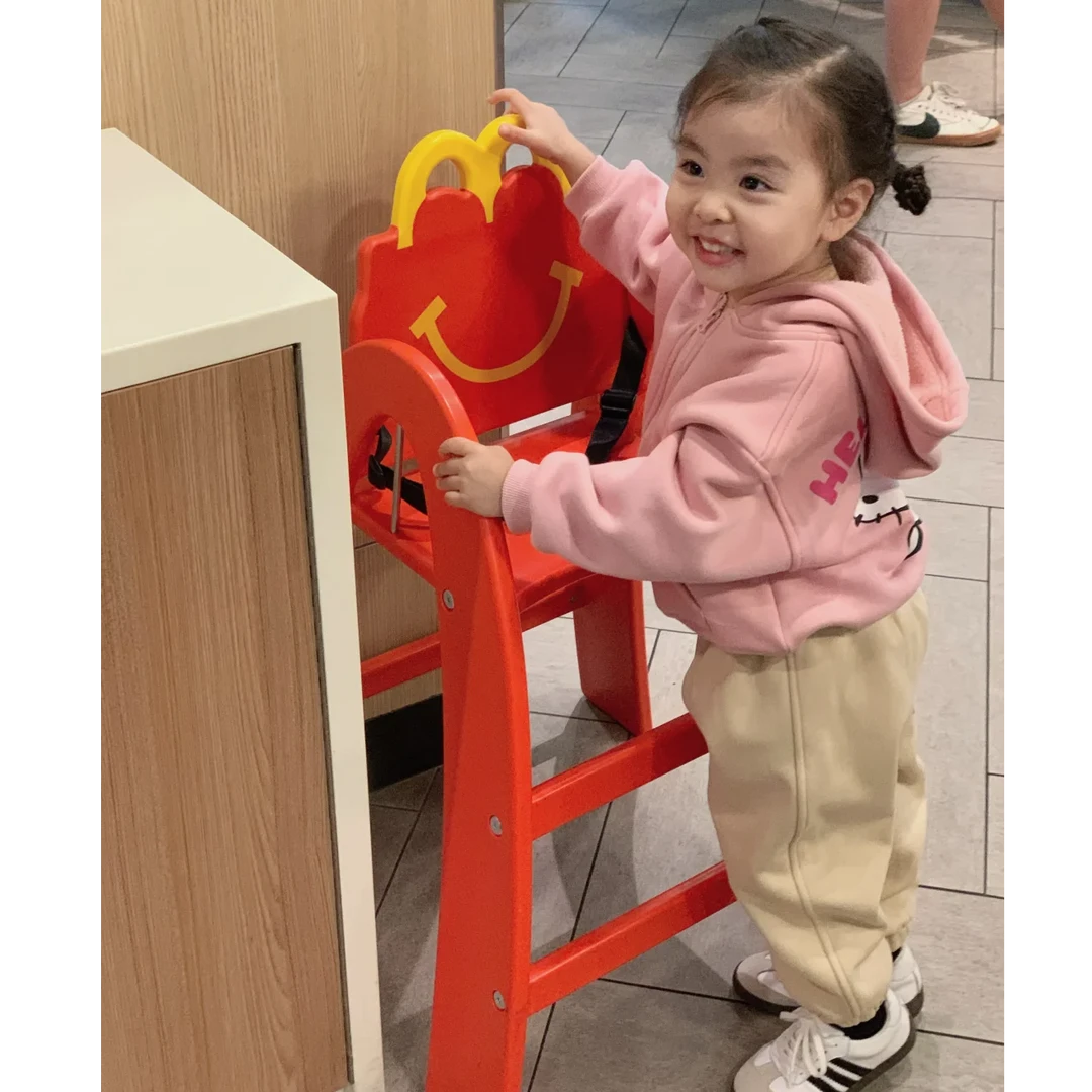 壹妈童装萌娃穿搭女童秋季套装儿童粉色加绒连帽卫衣外套休闲裤子