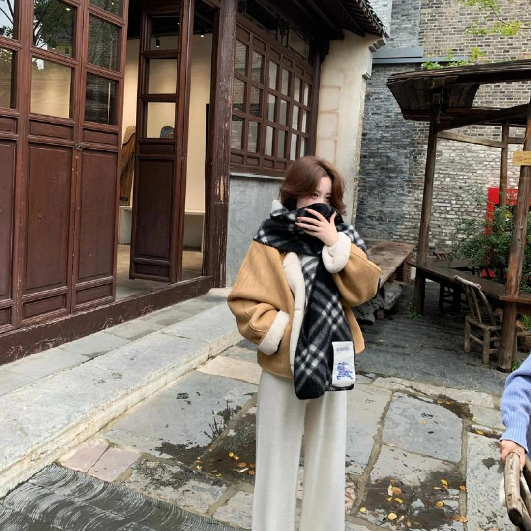 2024秋季新款套装女时尚百搭短款加绒外套配休闲韩版直筒裤两件套