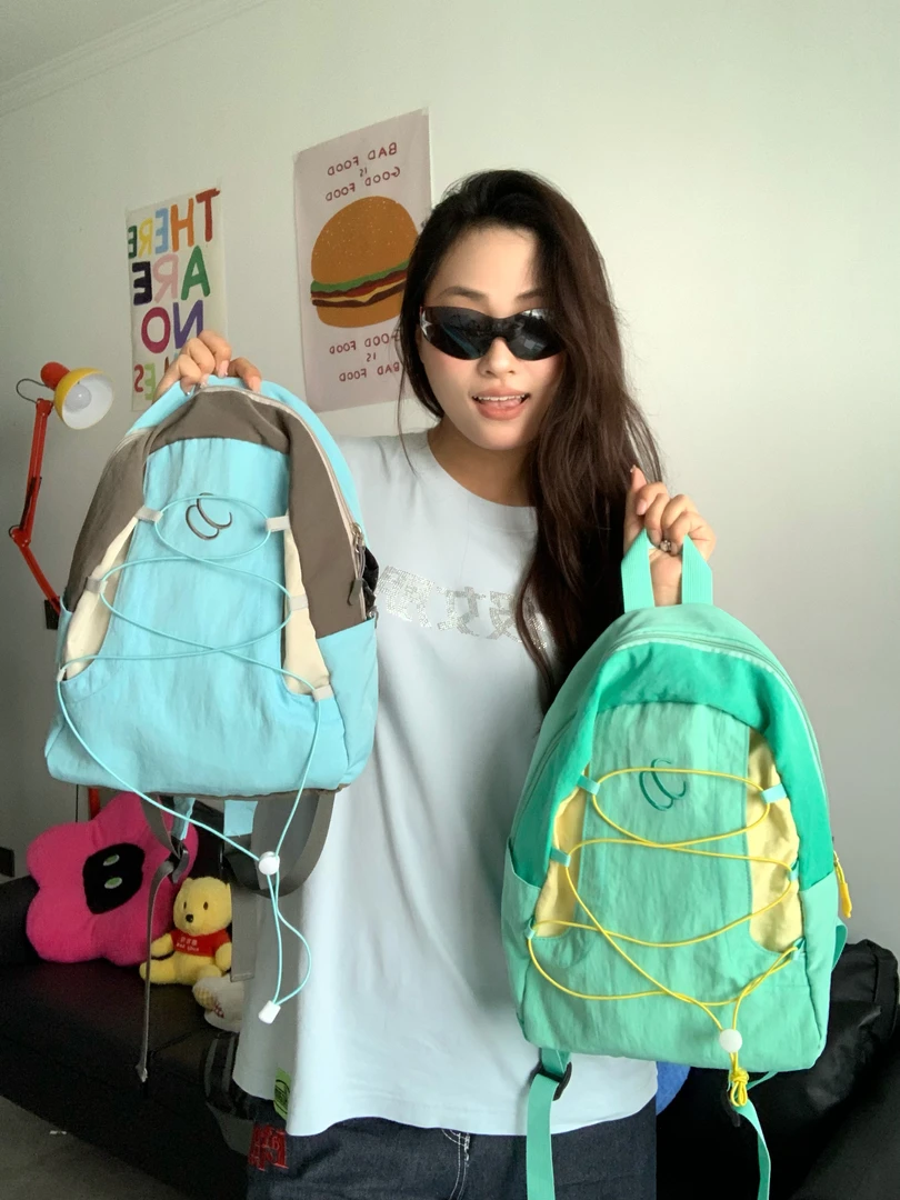 2025新款登山包户外徒步旅行书包双肩包女旅游轻便时尚运动小背包