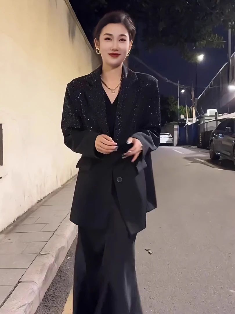 洛格高级感烫钻黑色小西装外套春秋宽松休闲时尚气质名媛西服上衣