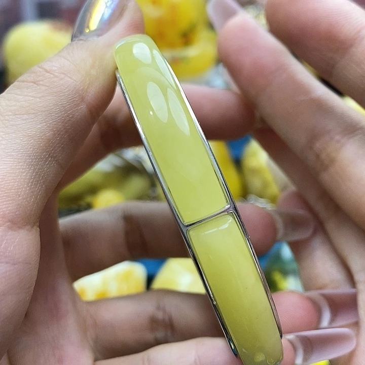 琥珀手镯未镶嵌手镯