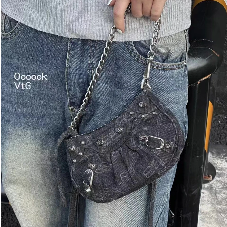 95新 Balenciaga/巴黎世家 CS5042/黑丹宁mini月牙/斜挎包