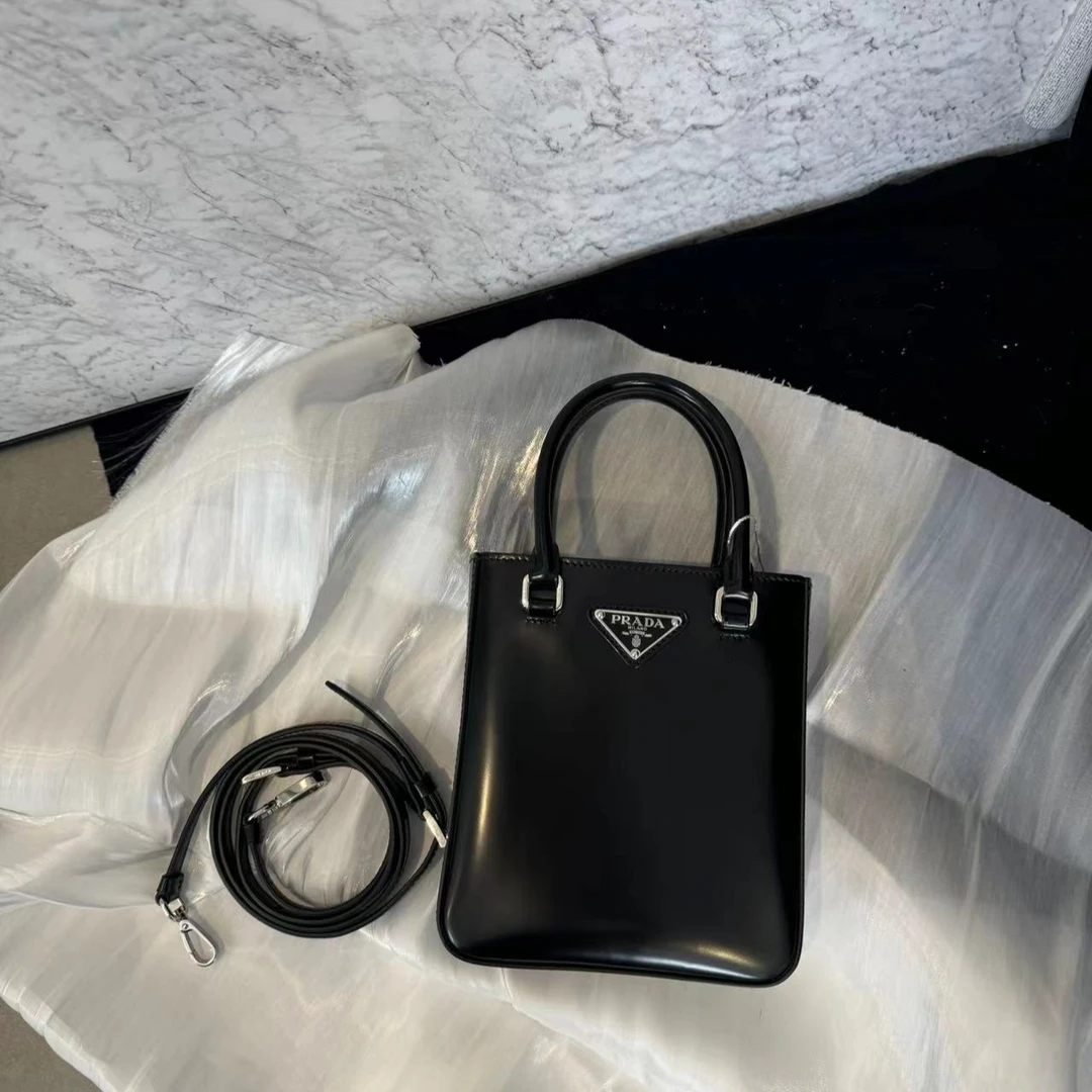 95新 Prada/普拉达 坤球奢选普拉达琴谱包