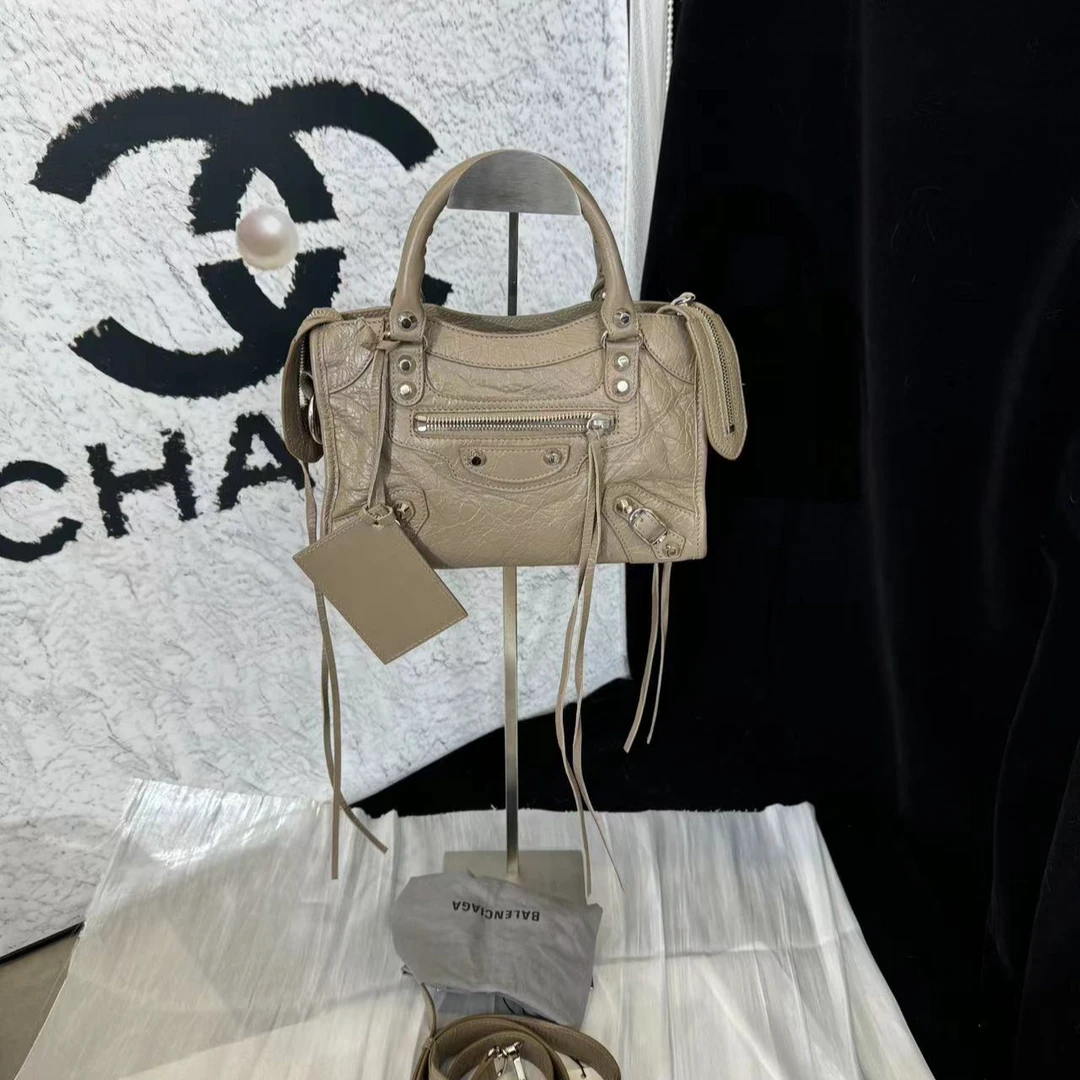 95新 Balenciaga/巴黎世家 坤球奢选 巴黎世家灰棕色mini机车包