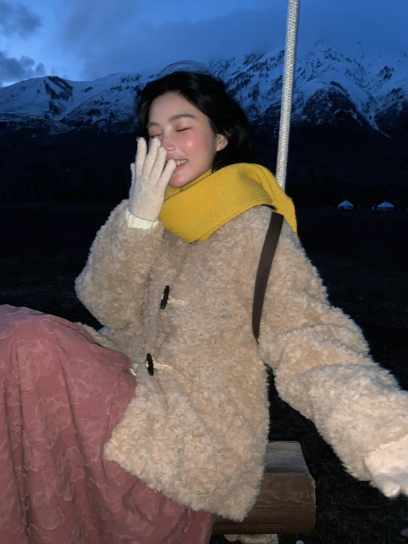 秋屿頔moment 秋冬复古宽松保暖百搭羊羔短外套