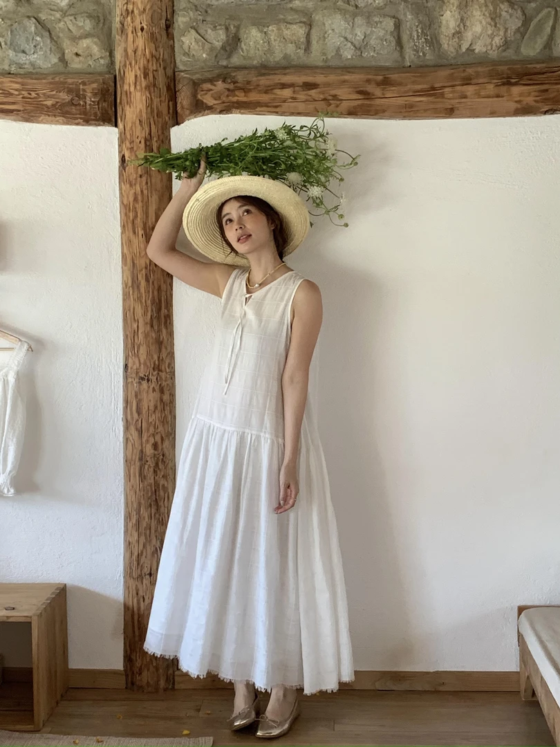 秋屿moment 自制 复古休闲百搭纯色无袖连衣裙