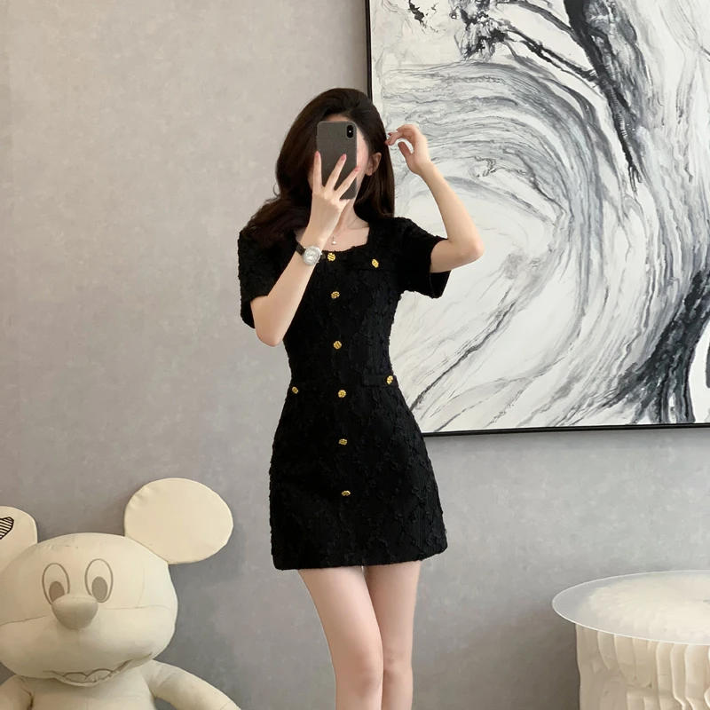 法式复古方领短袖连衣裙女夏季短裙设计感小众小个子气质小黑裙子