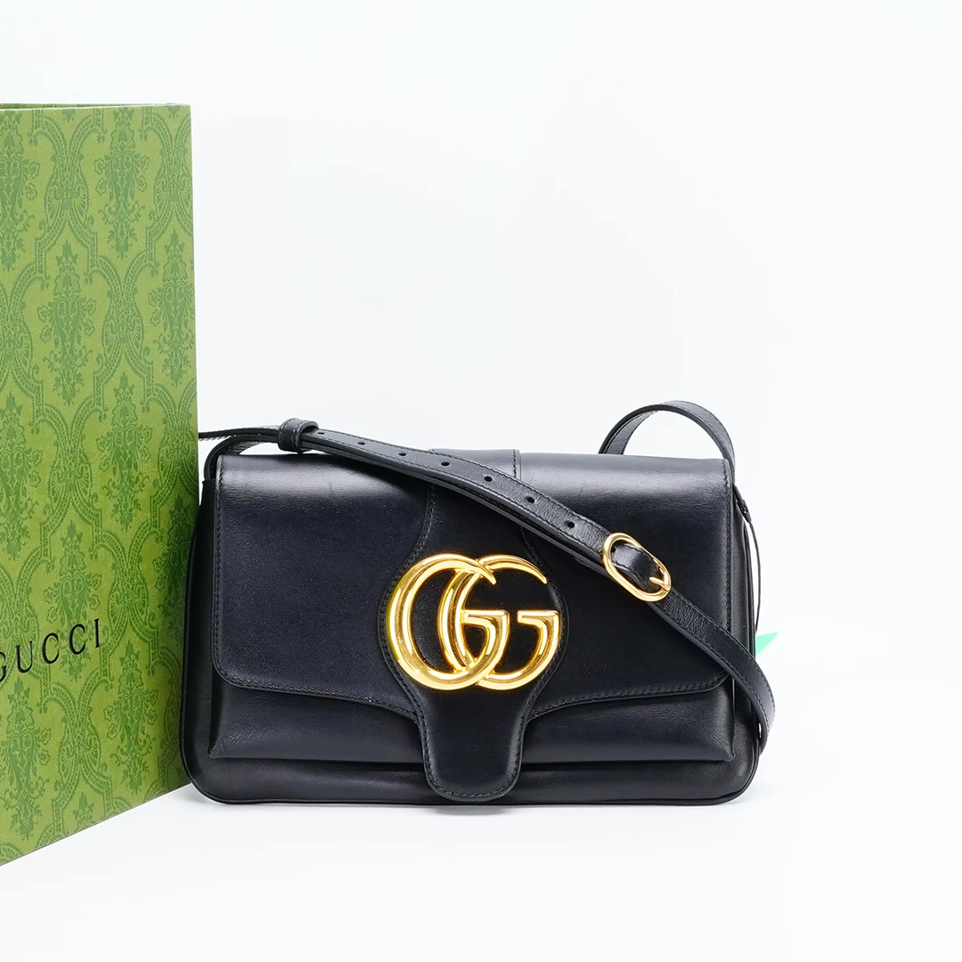95新 GUCCI/古驰 arli邮差包/BG22000528
