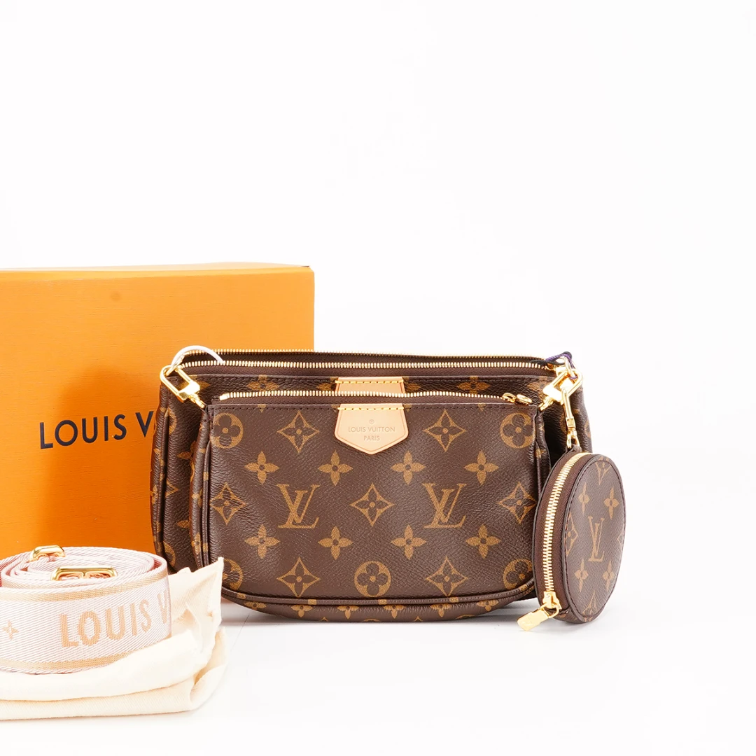 95新 LouisVuitton/路易威登 五合一粉肩带/BG22000740