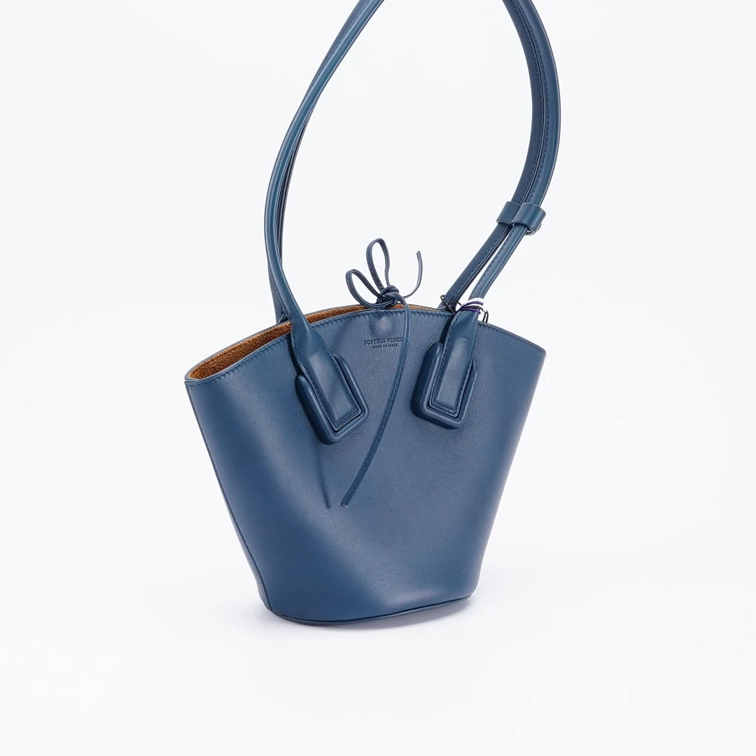 95新 BOTTEGA VENETA/葆蝶家 【桔夕白菜】菜篮子水桶包/BG23004014