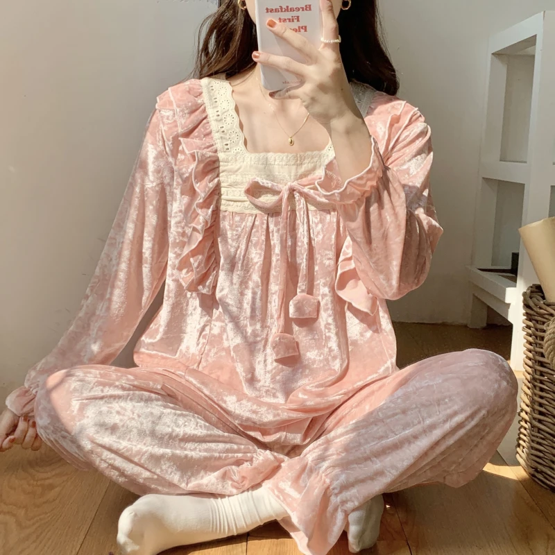 【妍曼】金丝绒睡衣女士秋冬新款长袖蕾丝宫廷风开衫保暖家居服套装