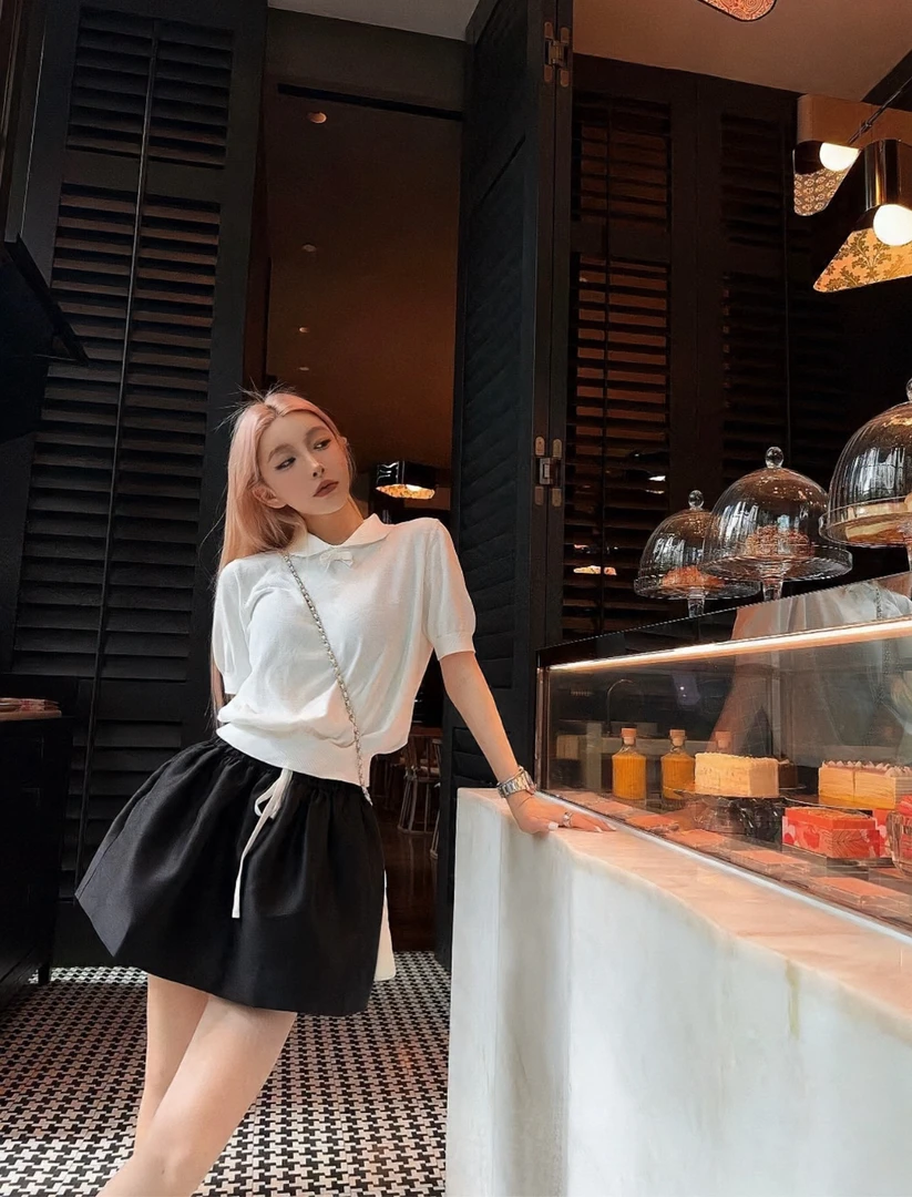 miumiu 缪缪奶白色针织衫上衣38码 99新 001922