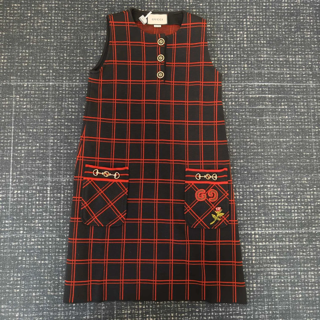 Gucci 女士红黑色羊毛连衣裙子 xs码 99新 001887