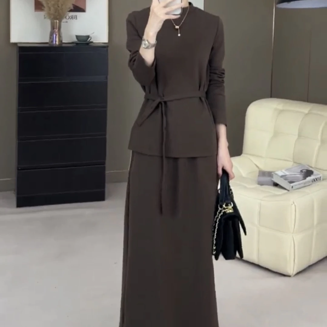 现货（两件套）2025春季新款显瘦时尚网红法式套装上衣+半身裙S-XL