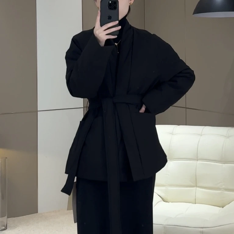 现货90白鸭绒羽绒服2024秋冬新款气质优雅系带短款冬季外套S-XL替