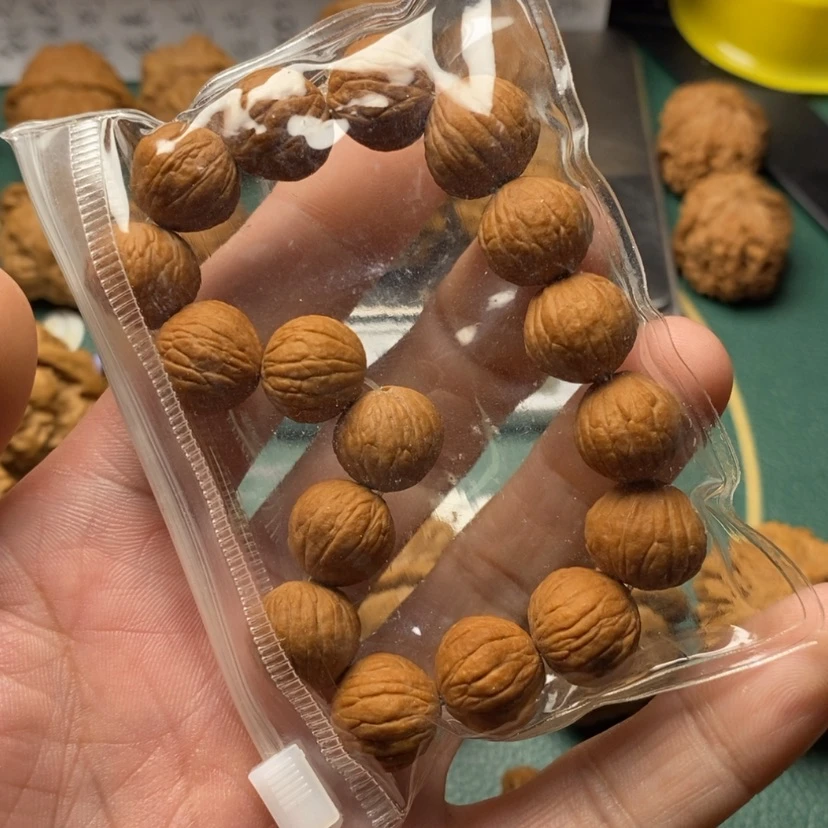 【闪购商品】文玩核桃吊坠齐*
