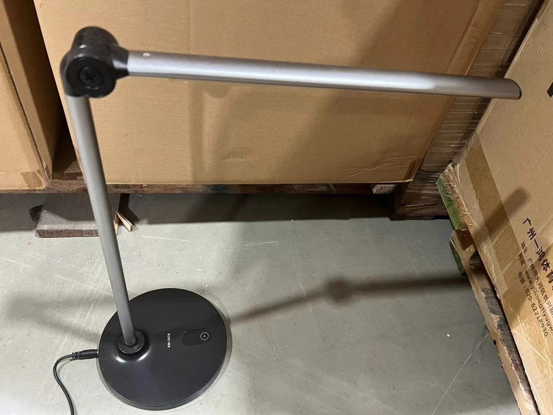 欧标头台灯 台灯