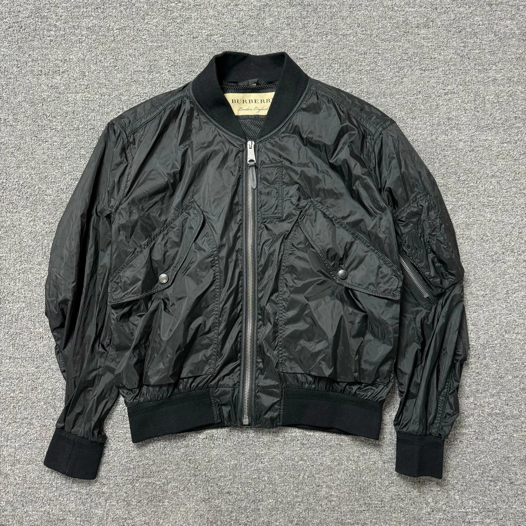 Burberry巴宝莉黑色尼龙功能性飞行员夹克外套52码99新 7983410