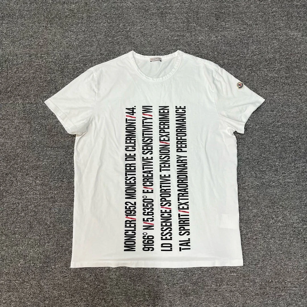 蒙口背后字母短袖  XXL码 成色95新