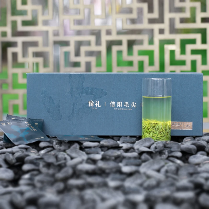 仰天雪绿2025年信阳毛尖礼盒明前特级绿茶伴手礼小袋礼盒120克