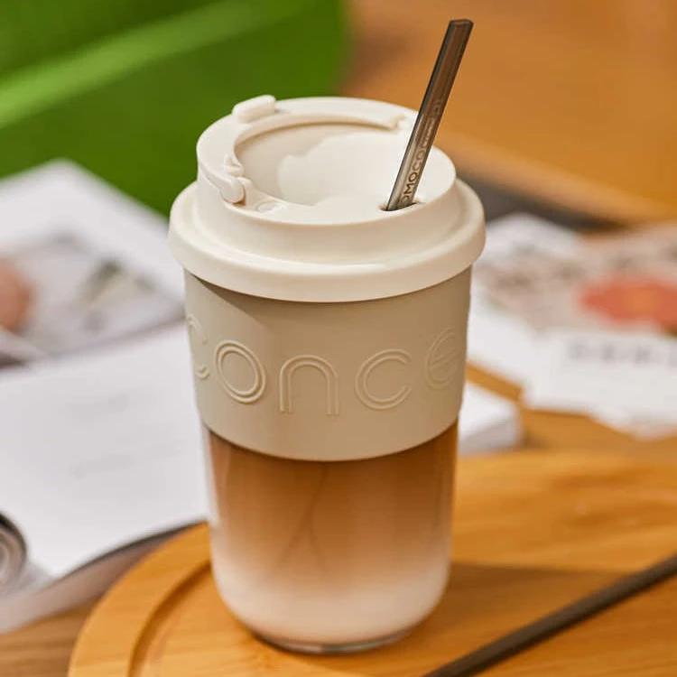 MOMOCONCEPT手提咖啡杯带吸管女生高颜值便携随行防摔带盖杯子ins