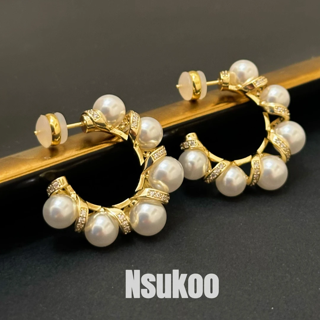 铜合金仿珍珠耳饰 E0250 时尚气质百搭精致贝珠满镶嵌设计耳圈