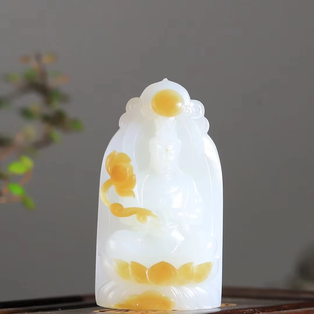 和田玉-巧色巧雕坐莲观音