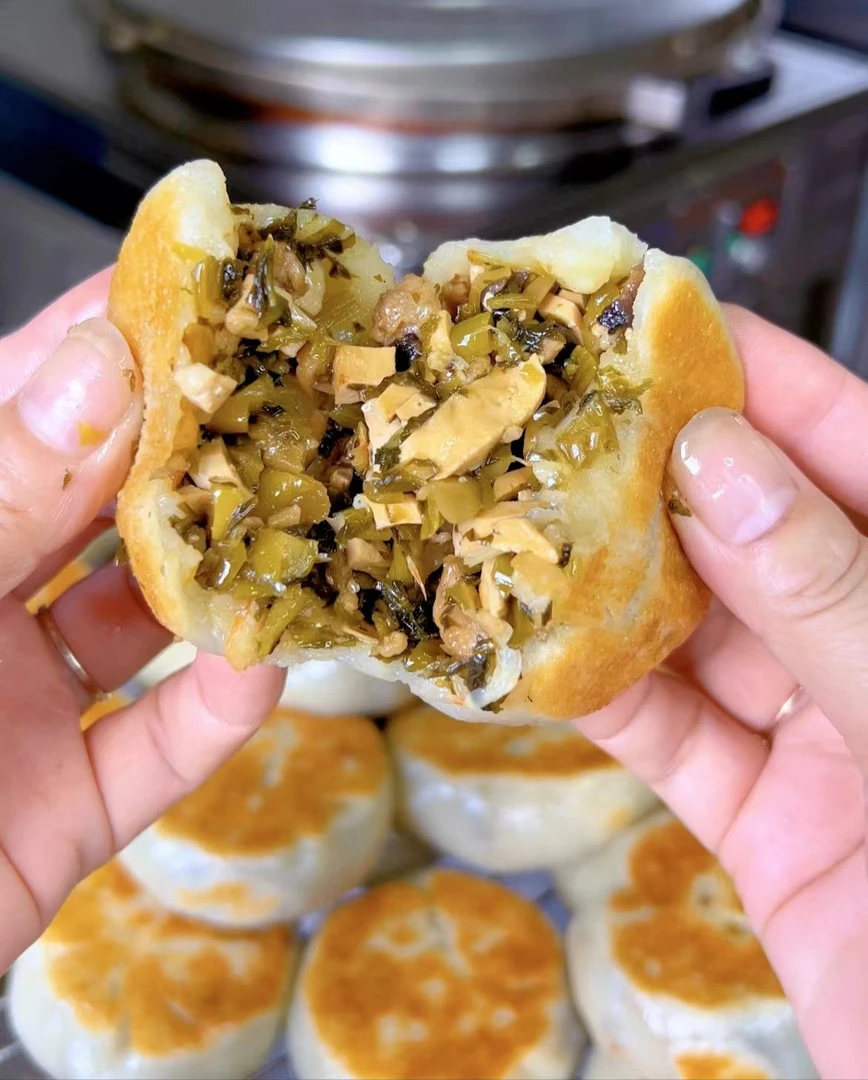 温州特产七月七咸菜饼 1包4个装 一包350克左右