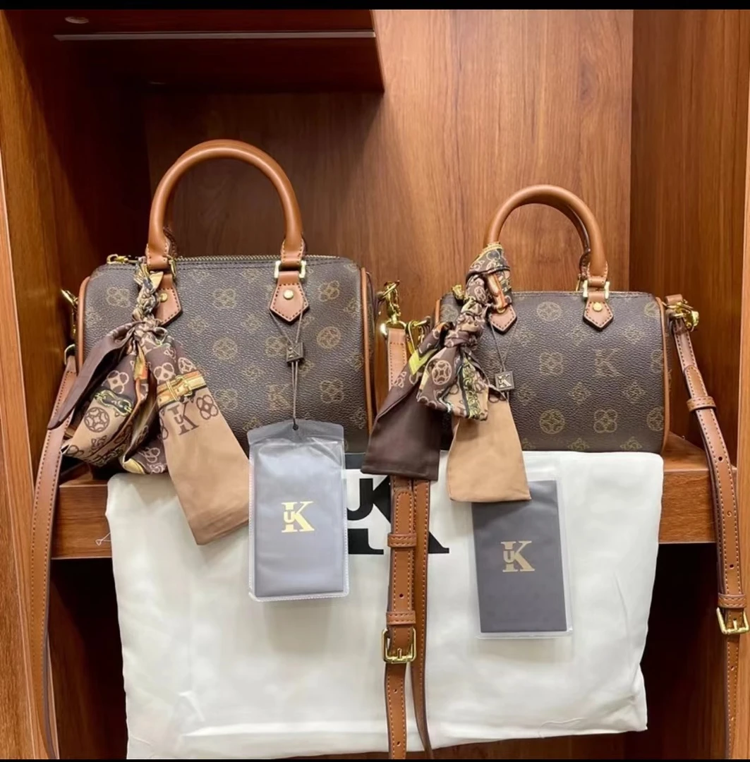 优库迪斯新款时尚气质枕头包