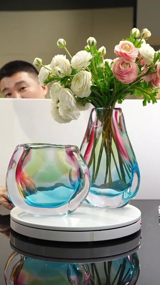 【闪购商品】琉璃手工艺品设计款花瓶一对带底座