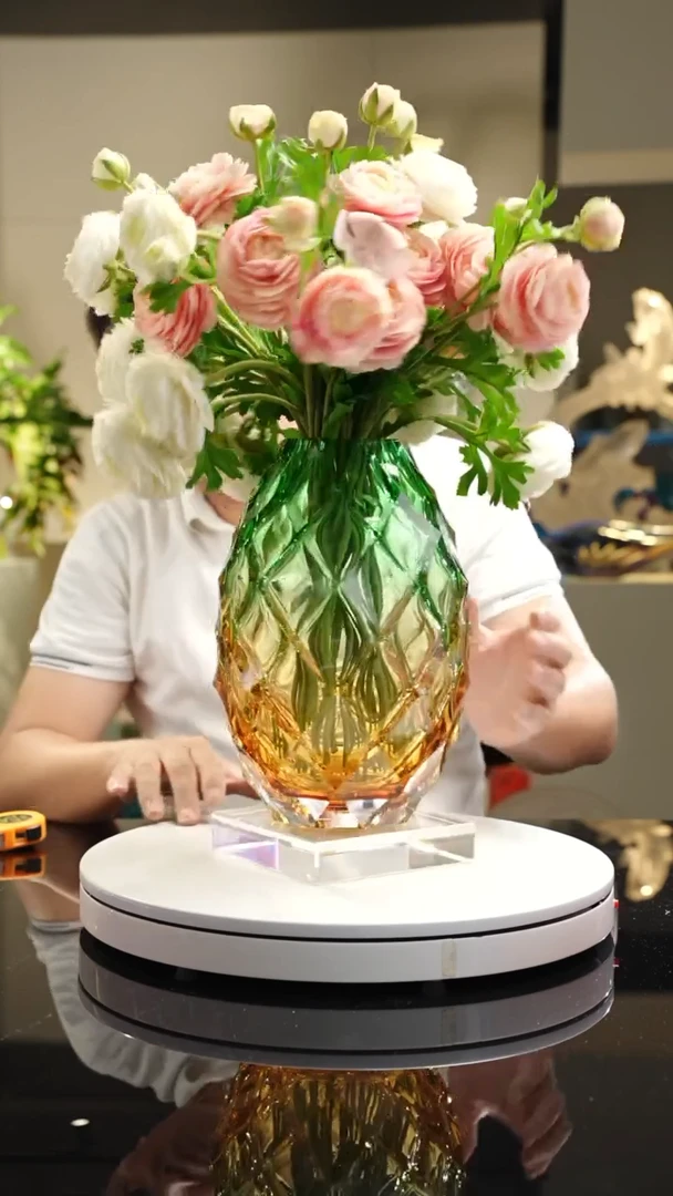 【闪购商品】琉璃手工艺品琥珀绿凹切面花瓶带底座