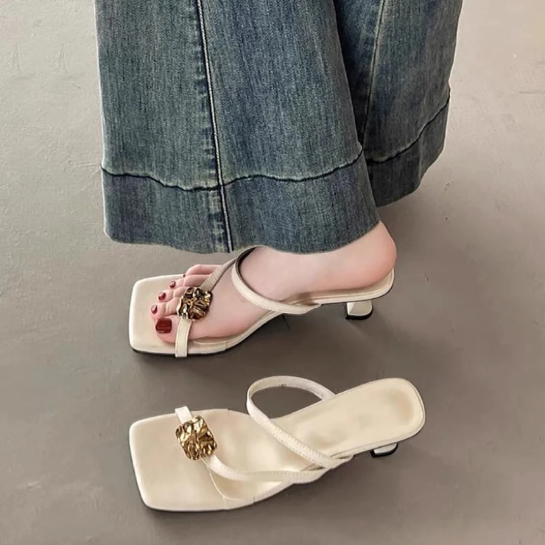 2024年女士法式ins复古金属气质仙女风高级爆款小众新款高跟凉拖