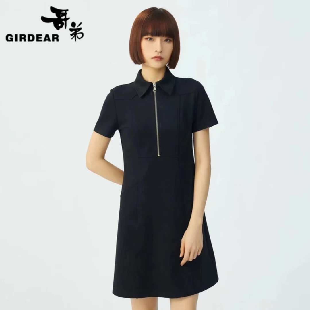 GIRDEAR/哥弟哥弟  1500421时尚质感显瘦百搭简约拉链小黑连衣裙