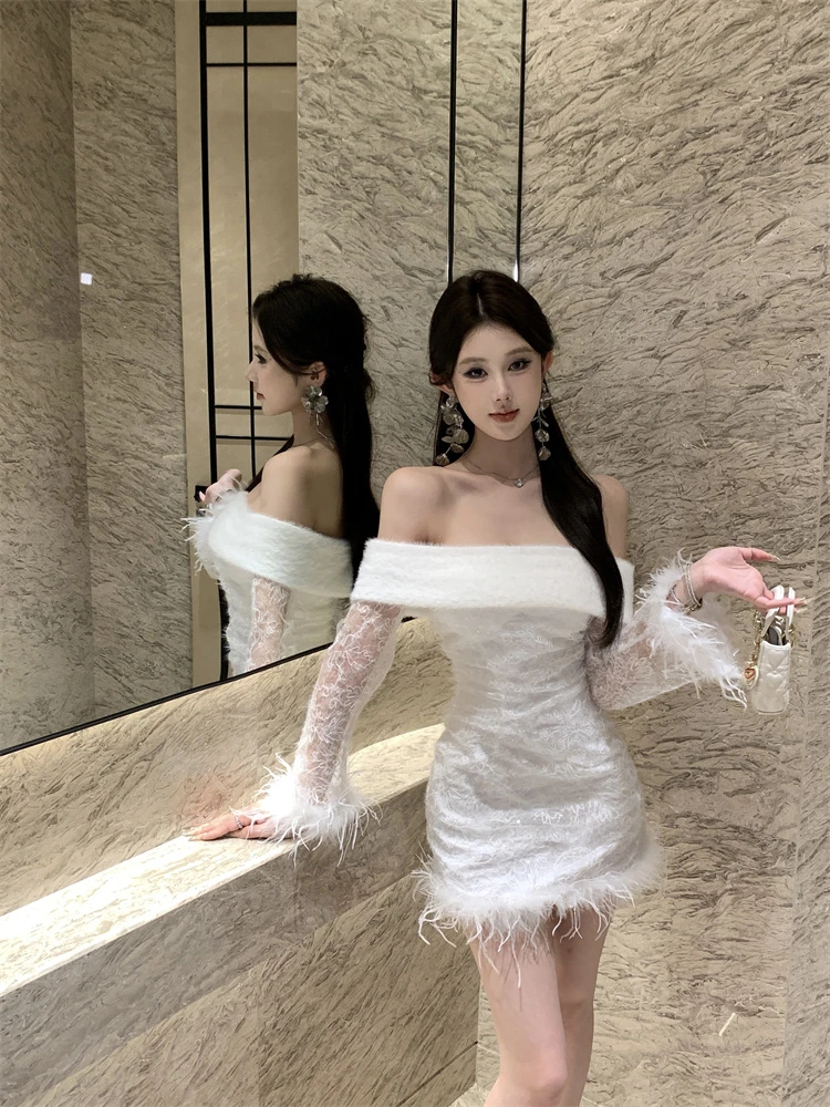 纯欲辣妹设计感一字领毛毛装饰修身显瘦蕾丝连衣裙短款长袖短裙子