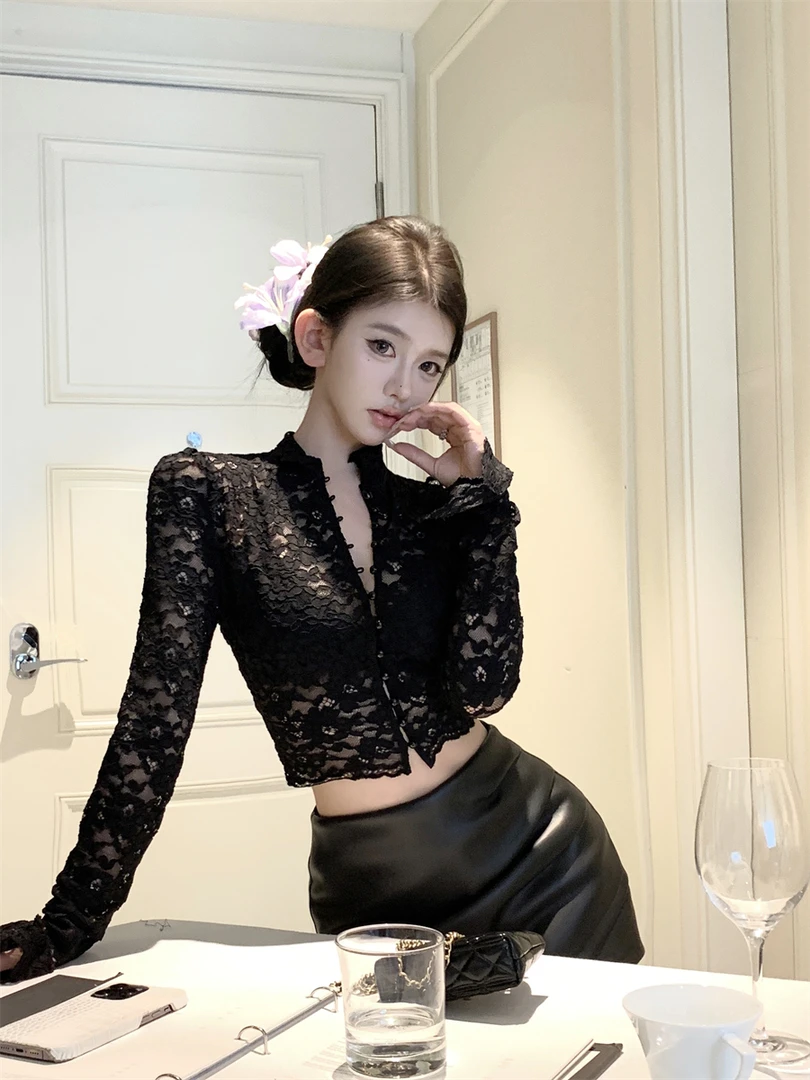 纯欲辣妹气质设计感蕾丝立领长袖镂空衬衣上衣女秋新款显瘦半身裙