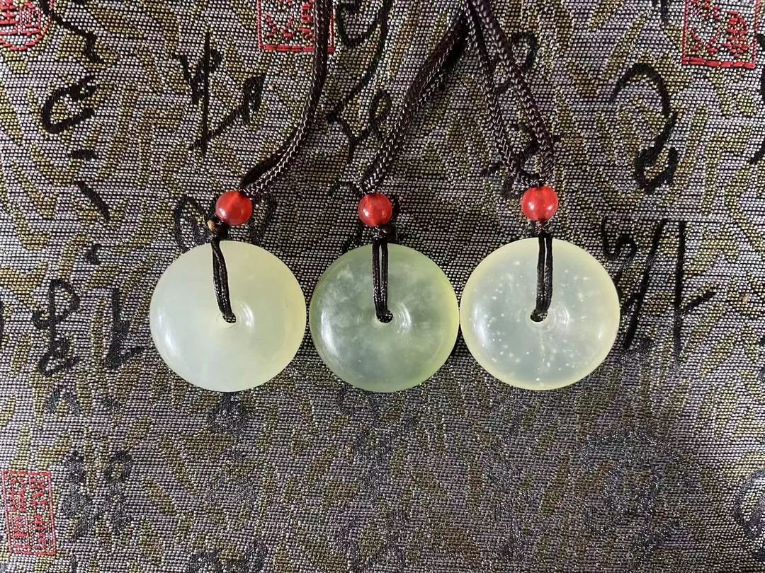 首饰盒/ 【惊喜】矿源宠粉福利王炸同款/随机发一纯天然玉平安扣