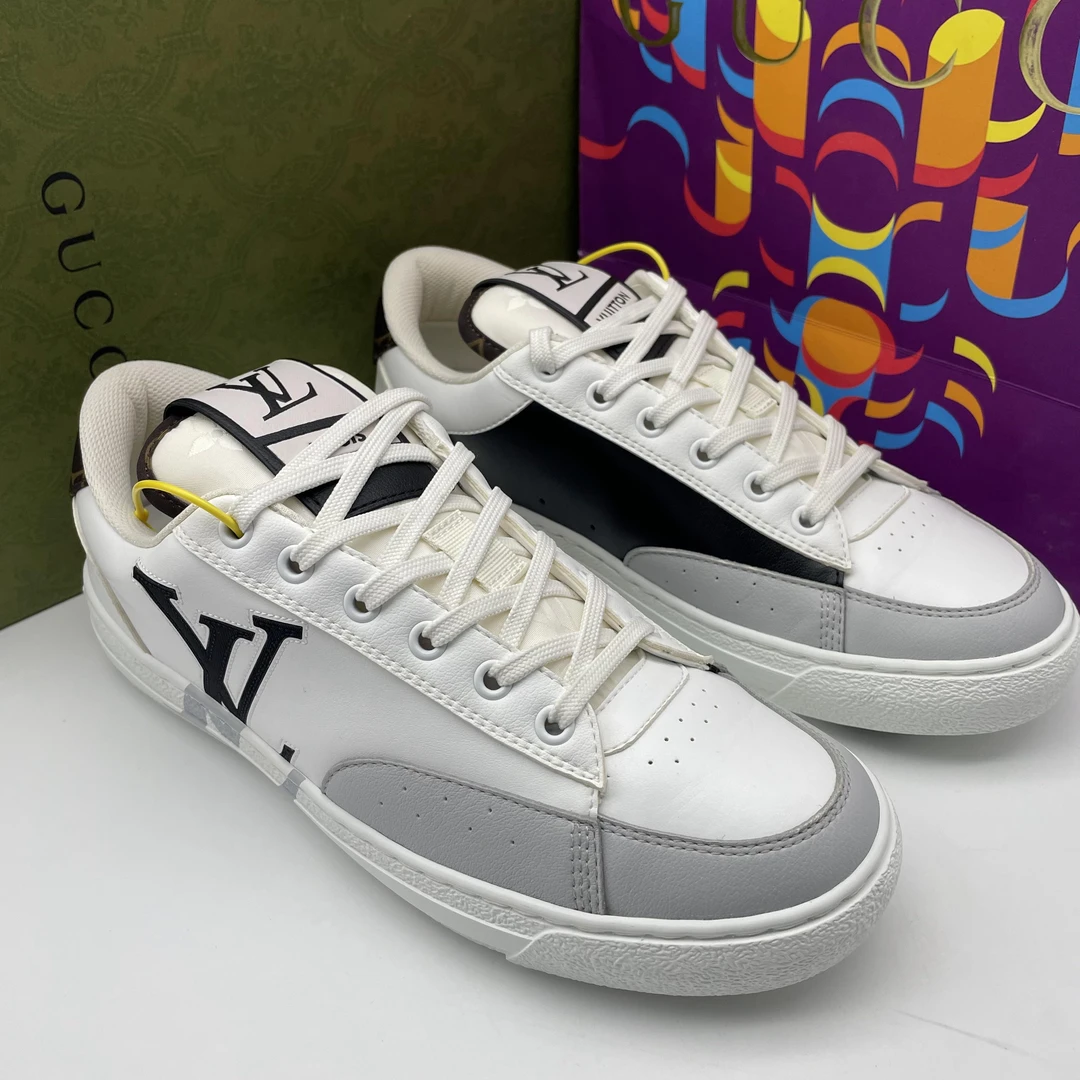 95新 LouisVuitton/路易威登 /38.5欧码/二手 白色错位大logo板鞋